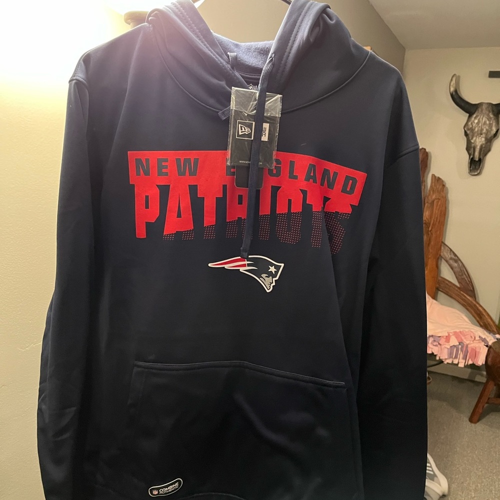 New Patriots hoodie, NFL combine.
